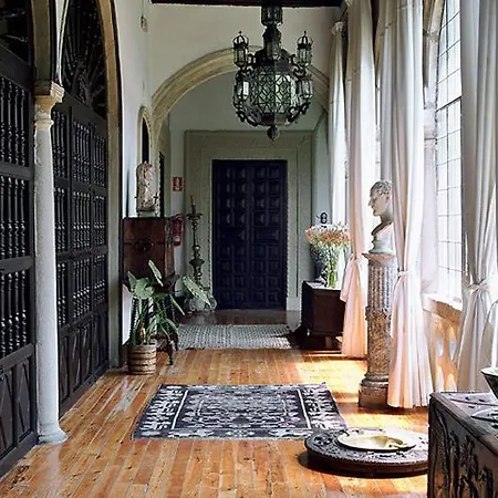 酒店 拉马布拉宫廷酒店 2*